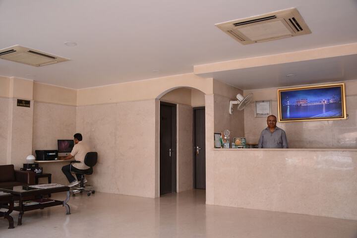 Hotel Interior 4 of 12