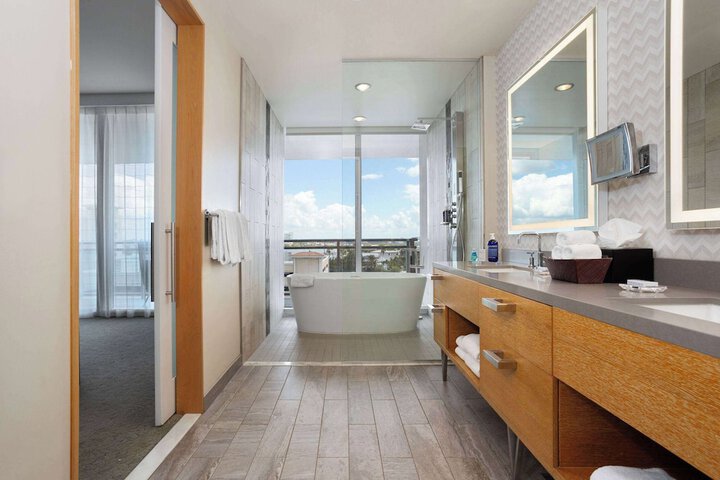 Room 60 of 125