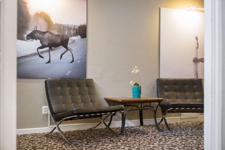 Lobby Photo