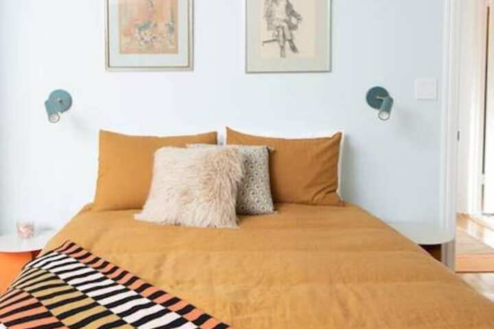 Room 15 of 83