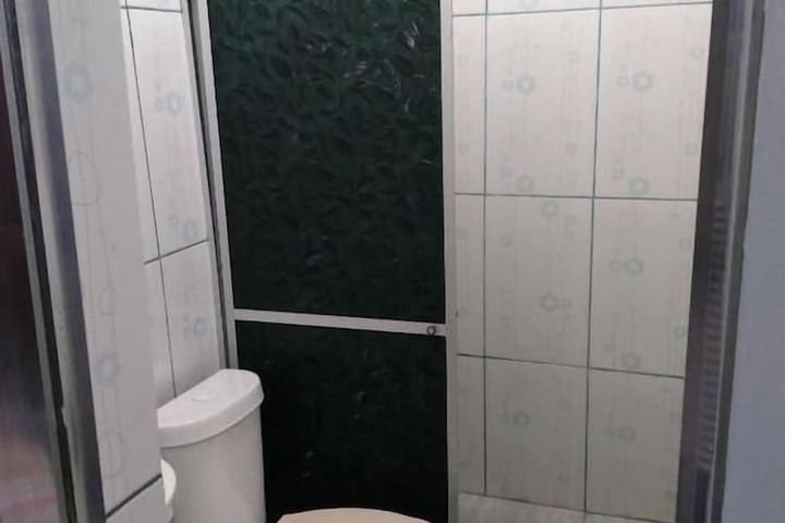 Room 27 of 60