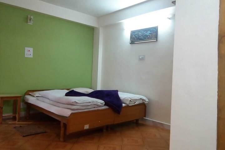 Room 2 of 15