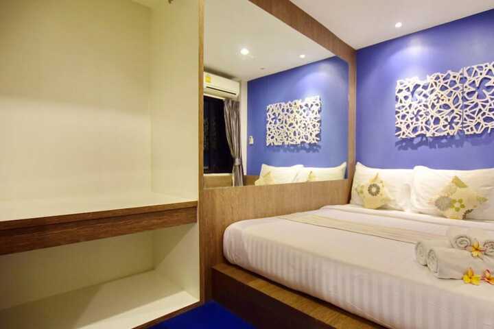 Room 19 of 47