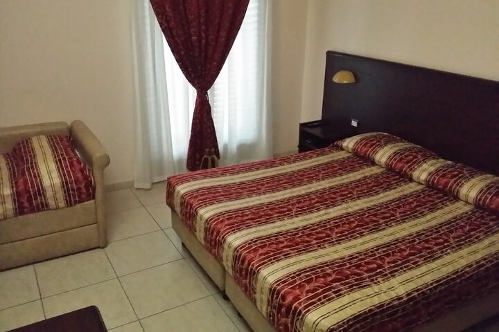 Room 18 of 63