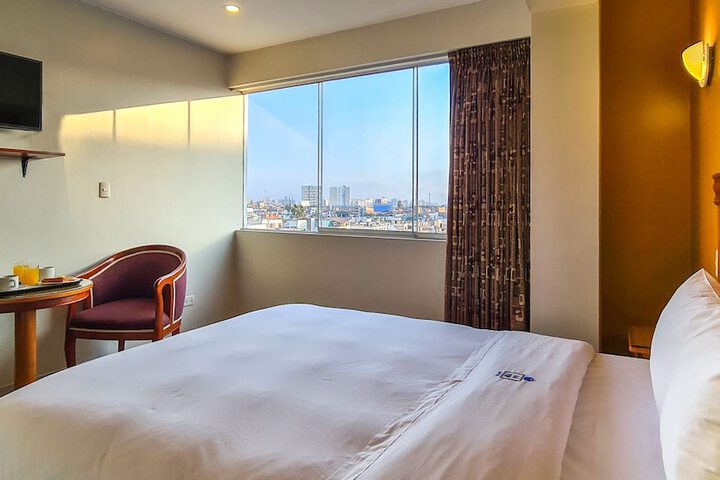 Room 17 of 46