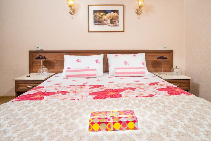 Room 3 of 16