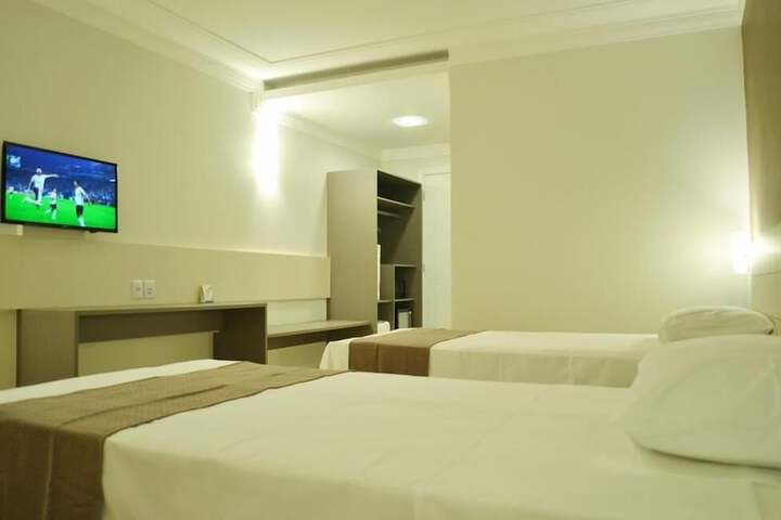 Room 12 of 41