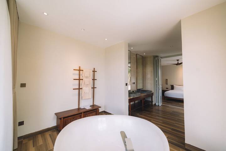 Room 75 of 210