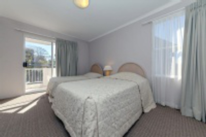 Room 54 of 216
