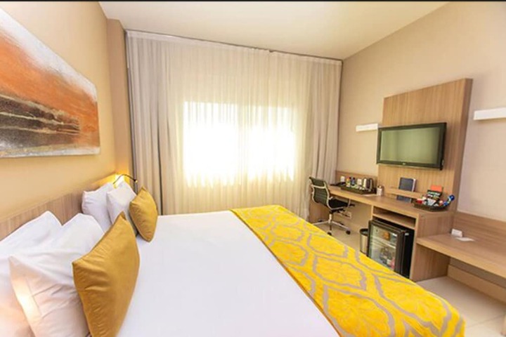 Room 6 of 69