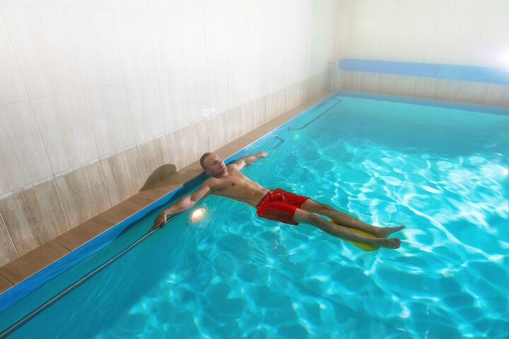 Pool Hotel