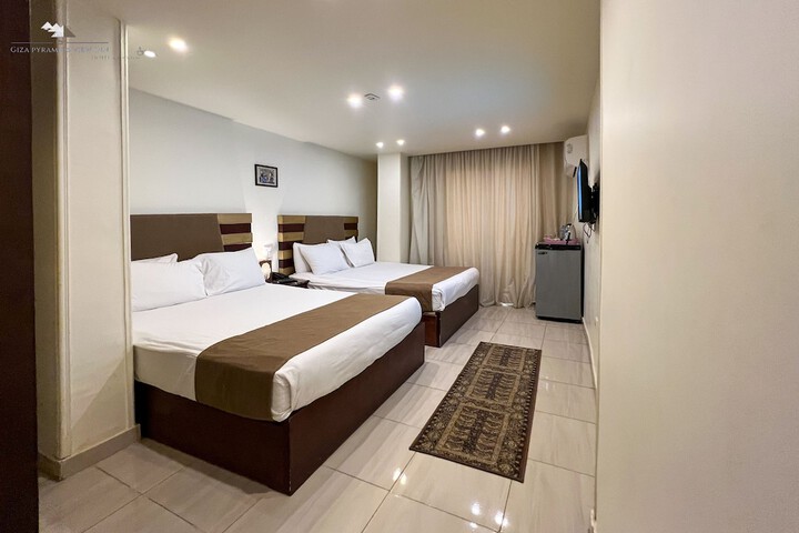 Room 42 of 284