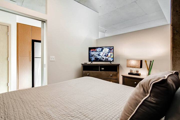 Room 8 of 40