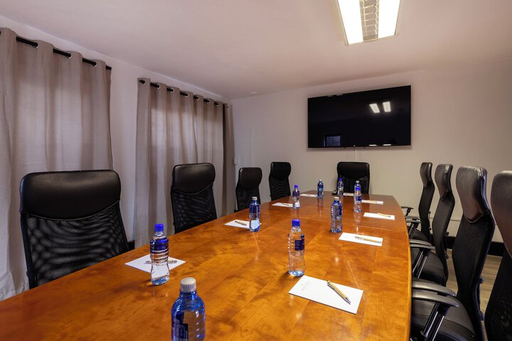 Business Center 62 of 70