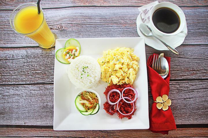 Breakfast/Coffee Service 64 of 82