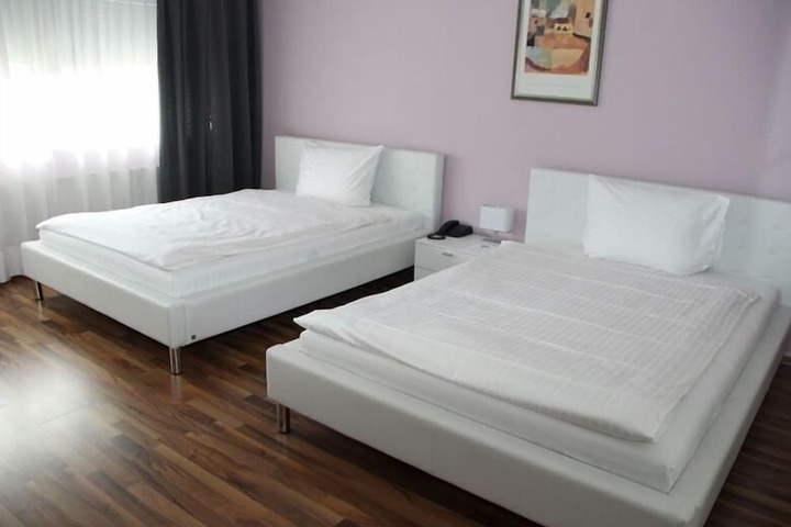 Room 14 of 31