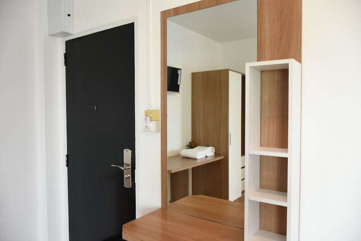 Room 19 of 51