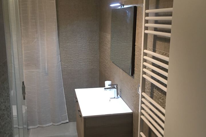 Room 44 of 63