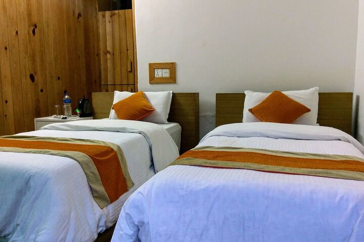 Room 4 of 29