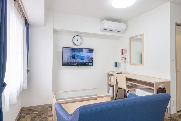 Room 19 of 49