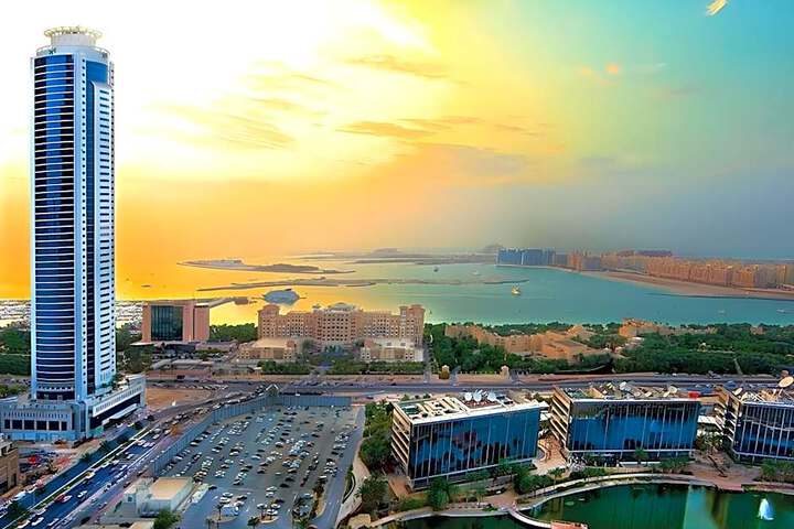 Tamani Marina Hotel & Apartments