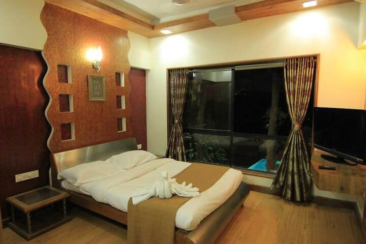 Room 48 of 86
