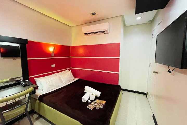 Room 12 of 73