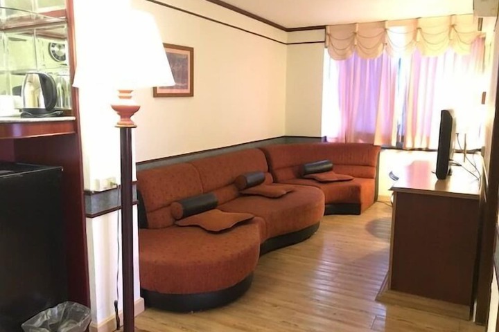 Room 122 of 147