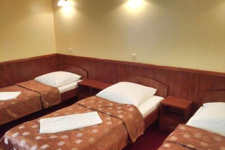 Room 15 of 43
