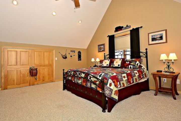 Room 35 of 44