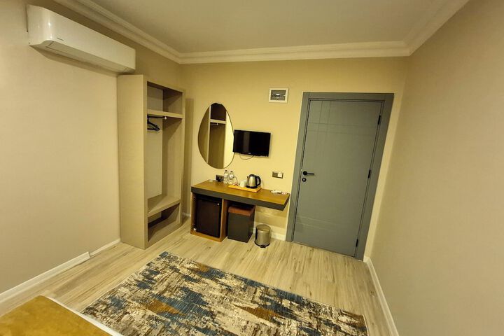 Room 7 of 58