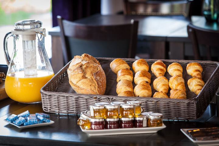 Breakfast/Coffee Service 105 of 191