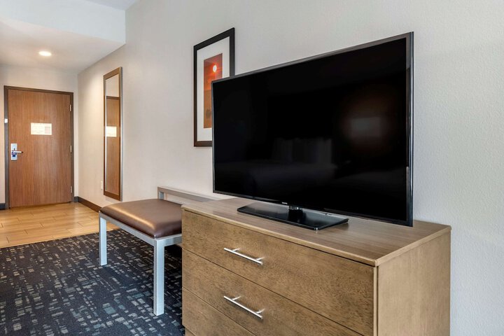 Suite (3 of 14)