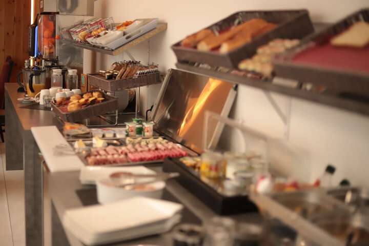 Dining 60 of 74