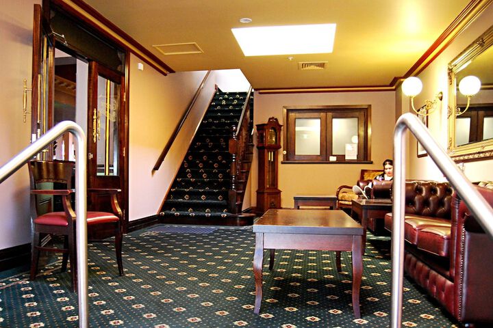 Guest Lobby
