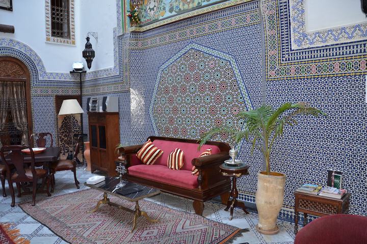 Guest Lobby