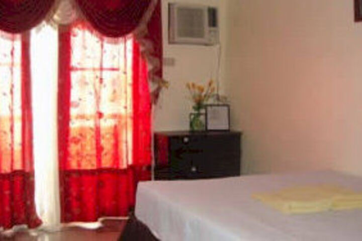 Room 13 of 86