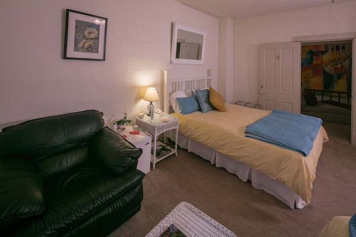 Room 32 of 95