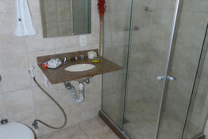 Room 2 of 26