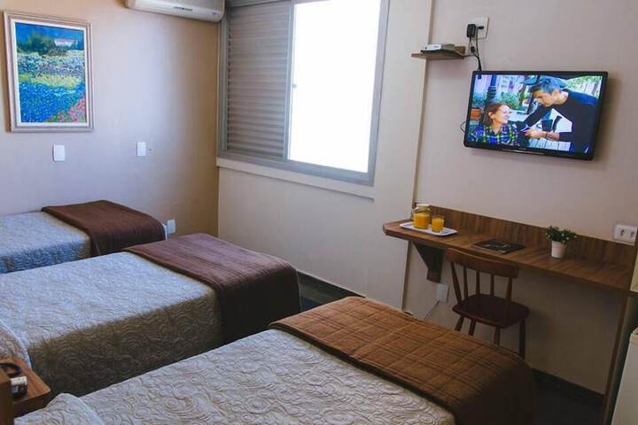 Room 5 of 44