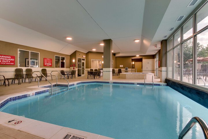 Pool 41 of 68