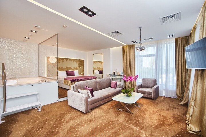 Room 29 of 105