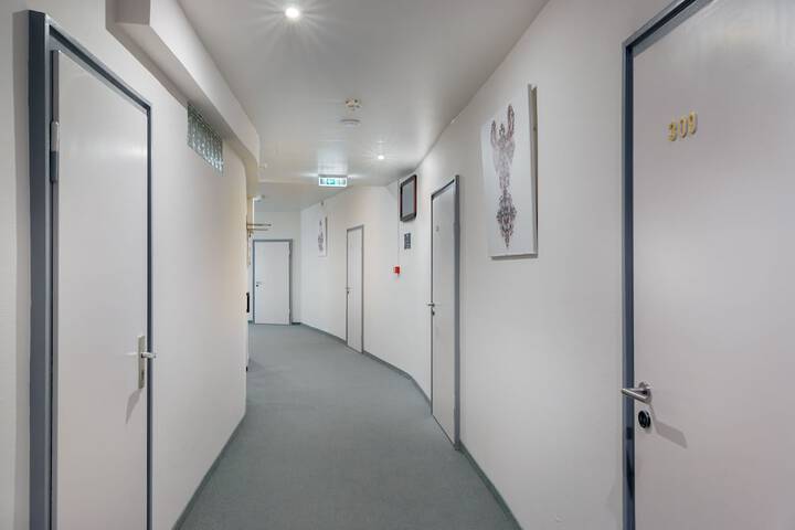 Ballroom/Hall 30 of 43