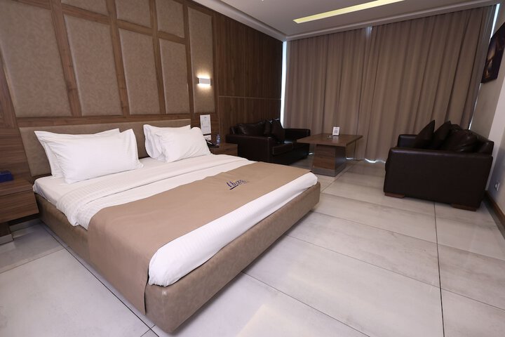 Room 74 of 105