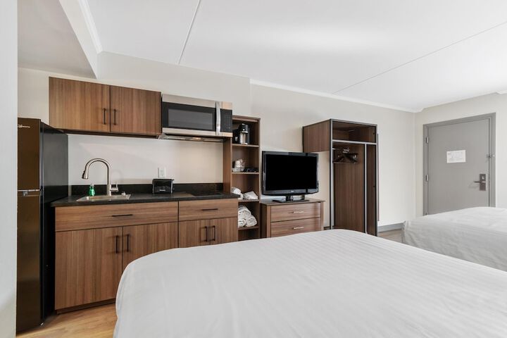 Room 5 of 23