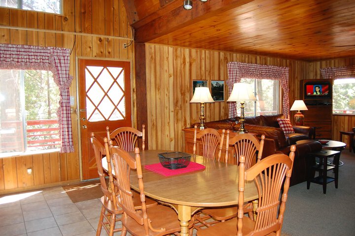 Image of Manzanita Lodge