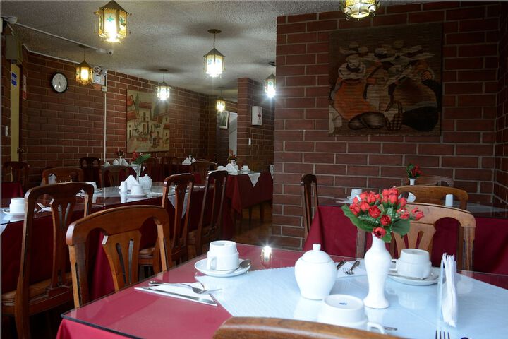 Dining 50 of 54