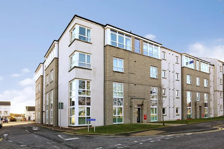 Amazing Aberdeen Home Close to the Coast