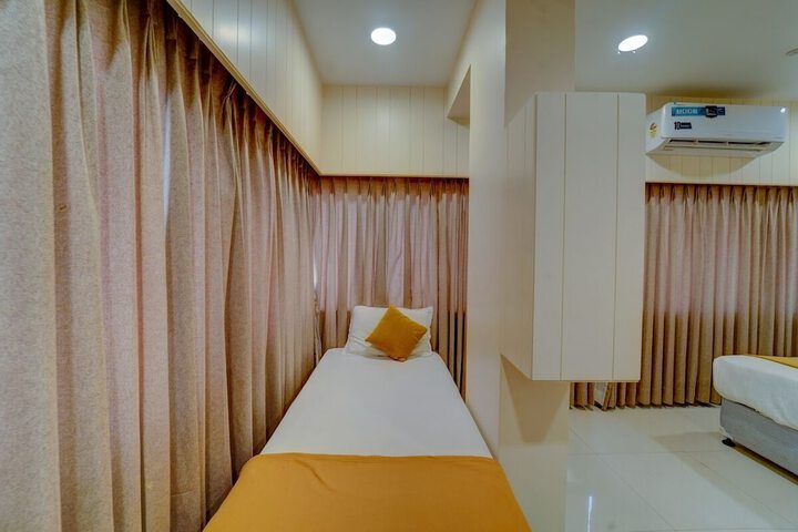 Room 6 of 21