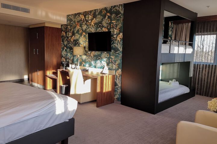 Room 13 of 55